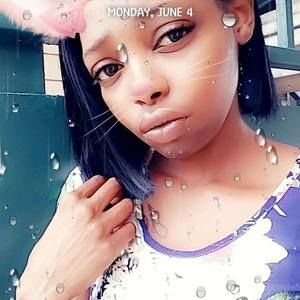 Meet your Posher, Kay